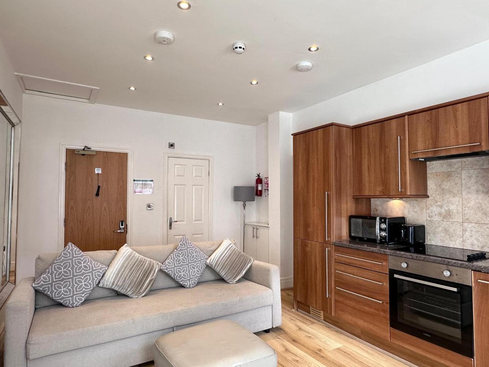 Granada Apartments Berkeley Blackpool Extérieur photo