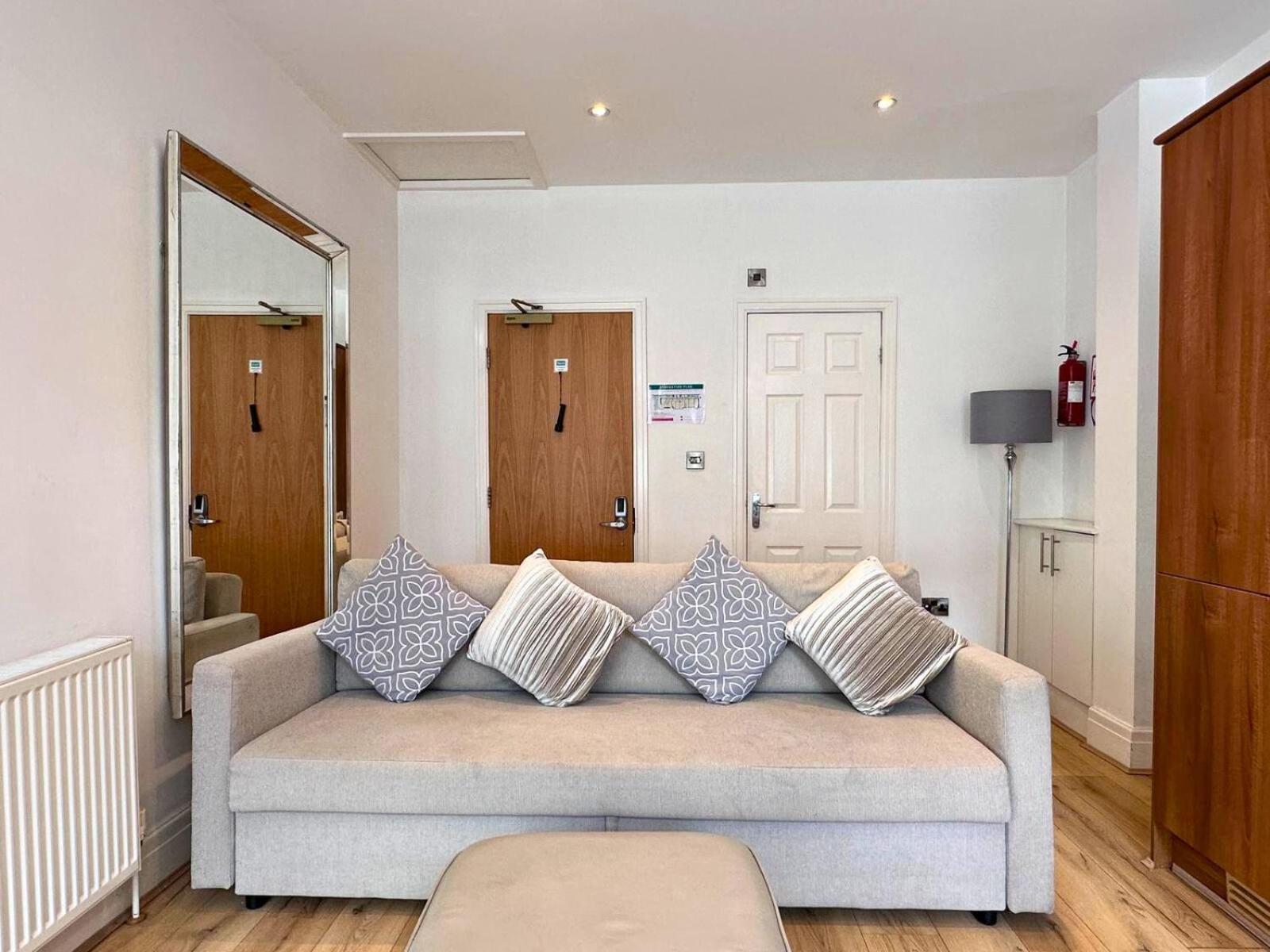 Granada Apartments Berkeley Blackpool Extérieur photo