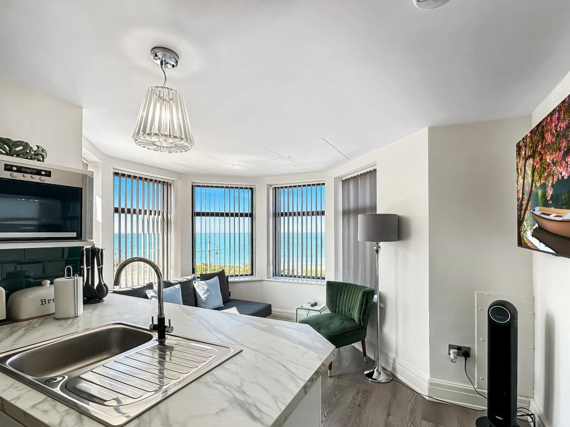Granada Apartments Berkeley Blackpool Extérieur photo